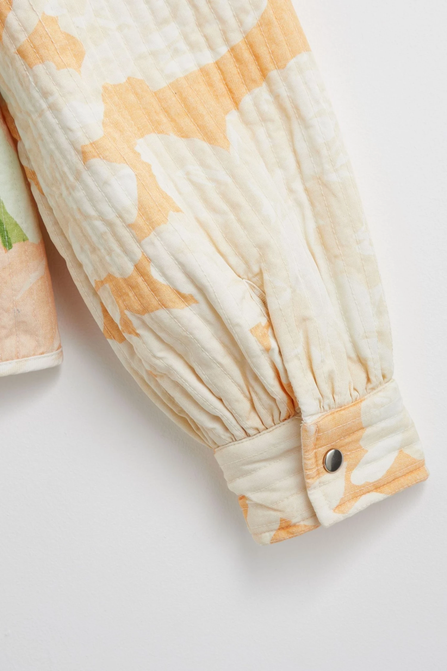 Oliver Bonas White Quilted Floral Print Cotton Jacket - Image 8